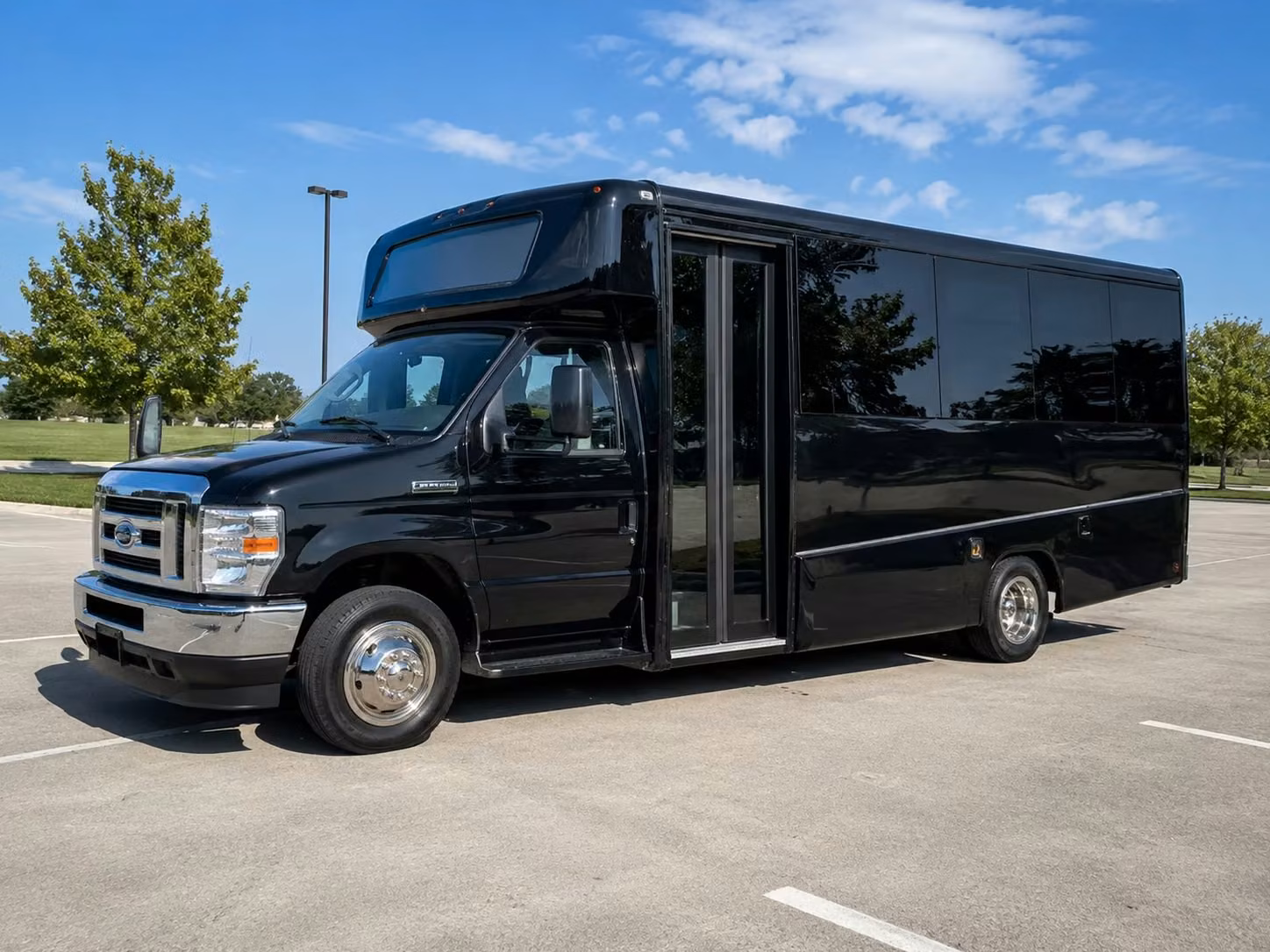 15 passenger minibus